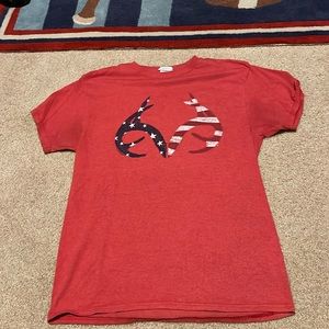 Mens medium realtree shirt